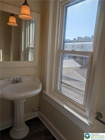 416 East Laurel Street, Bethlehem City, PA 18018