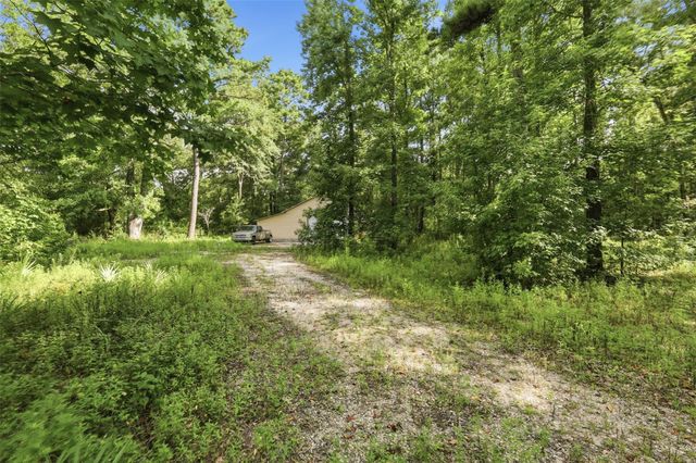 31577 Bohlssen Road, New Caney, TX 77357
