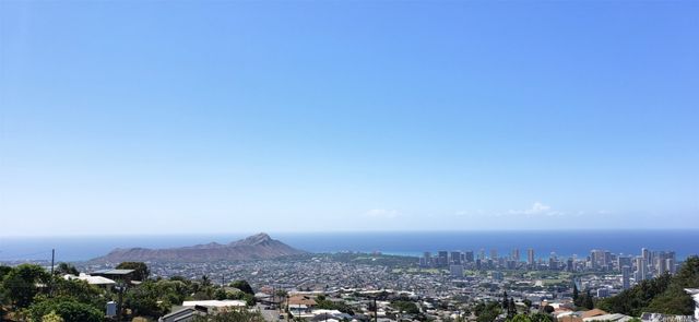 1605 Quincy Place, Honolulu, HI 96816
