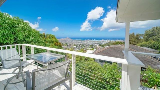 1605 Quincy Place, Honolulu, HI 96816