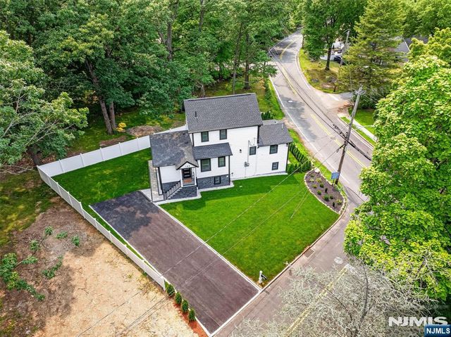 145 Grove Street, Mahwah, NJ 07430