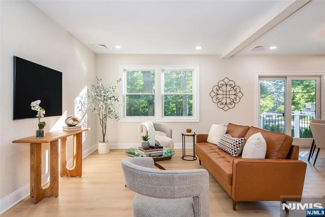 145 Grove Street, Mahwah, NJ 07430