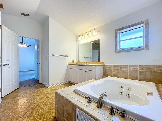 2360 SUTTON PLACE, Spring Hill, FL 34608