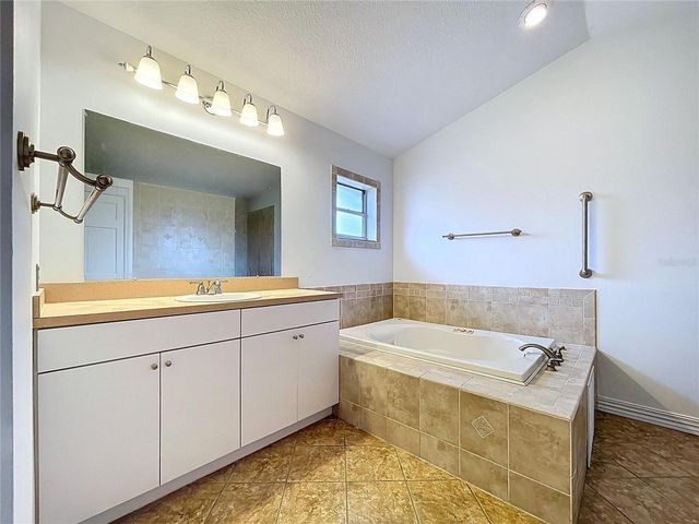 2360 SUTTON PLACE, Spring Hill, FL 34608