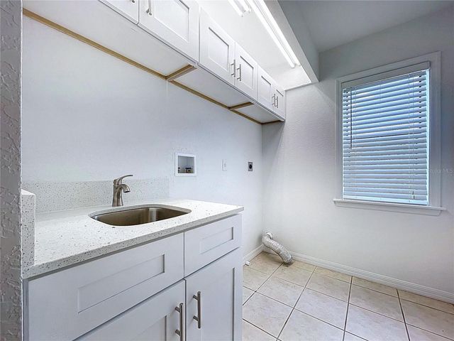 2360 SUTTON PLACE, Spring Hill, FL 34608