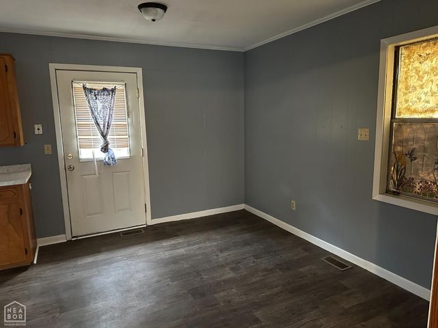 811 Rector, Paragould, AR 72450