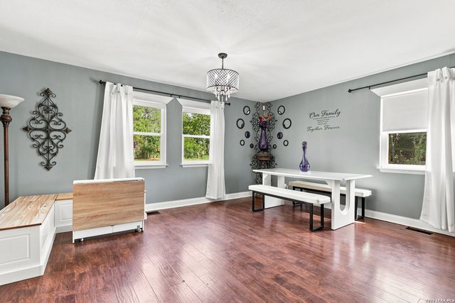9658 S FOSTER RD, San Antonio, TX 78222