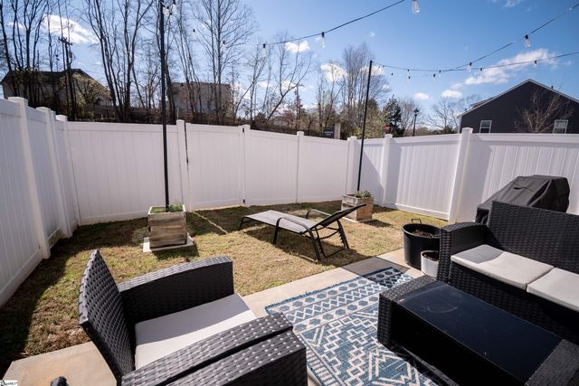 112 Wethington Way, Travelers Rest, SC 29690