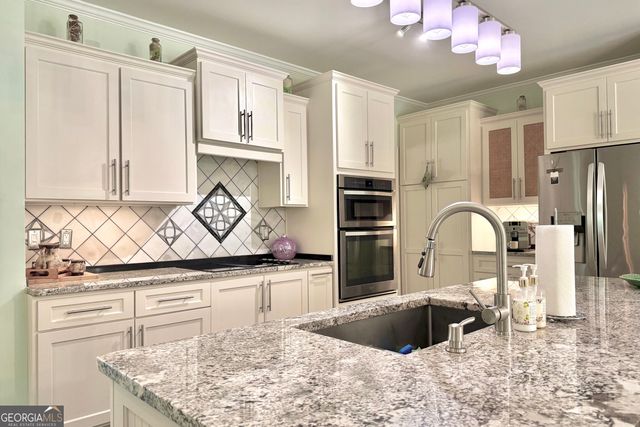 1820 Eagle Summit Court, Lawrenceville, GA 30043