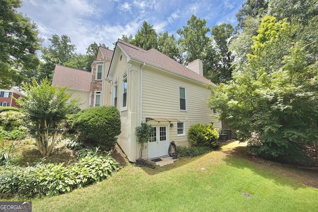 1820 Eagle Summit Court, Lawrenceville, GA 30043