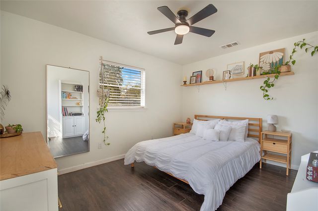 7241 Van Natta Lane, Fort Worth, TX 76112