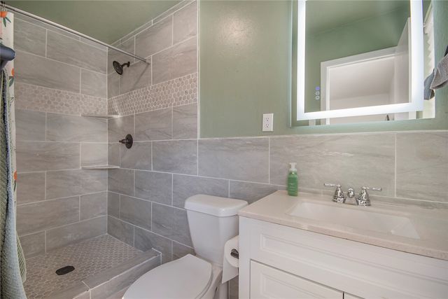 7241 Van Natta Lane, Fort Worth, TX 76112