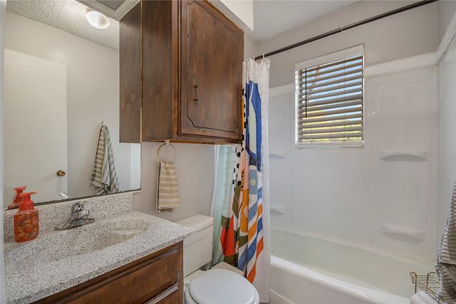 7241 Van Natta Lane, Fort Worth, TX 76112