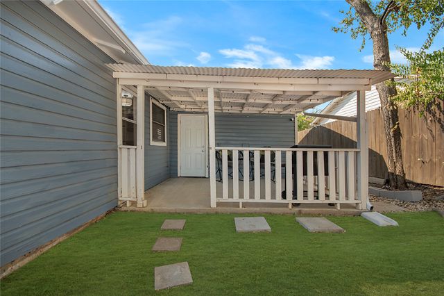 7241 Van Natta Lane, Fort Worth, TX 76112