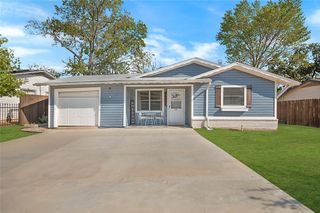 7241 Van Natta Lane, Fort Worth, TX 76112