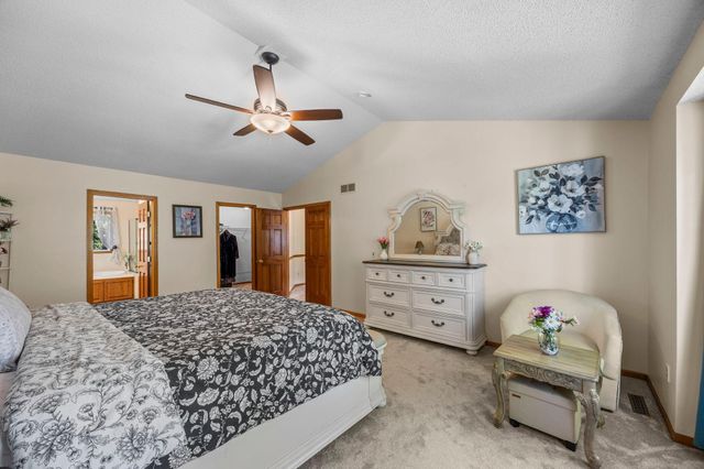 13572 Danube Lane, Rosemount, MN 55068