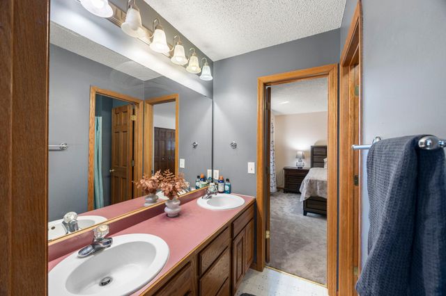 13572 Danube Lane, Rosemount, MN 55068