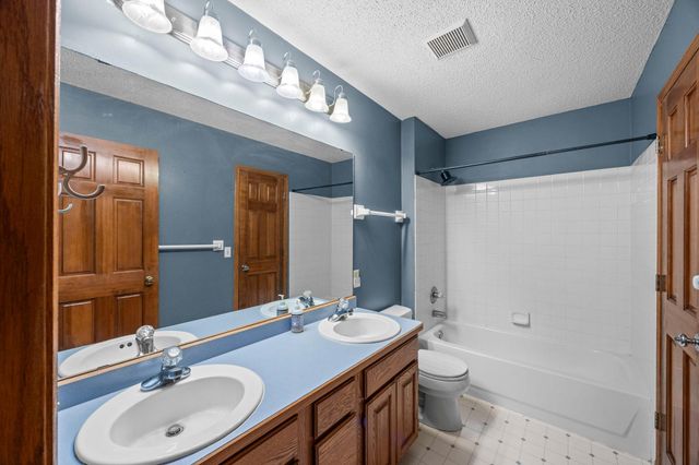 13572 Danube Lane, Rosemount, MN 55068