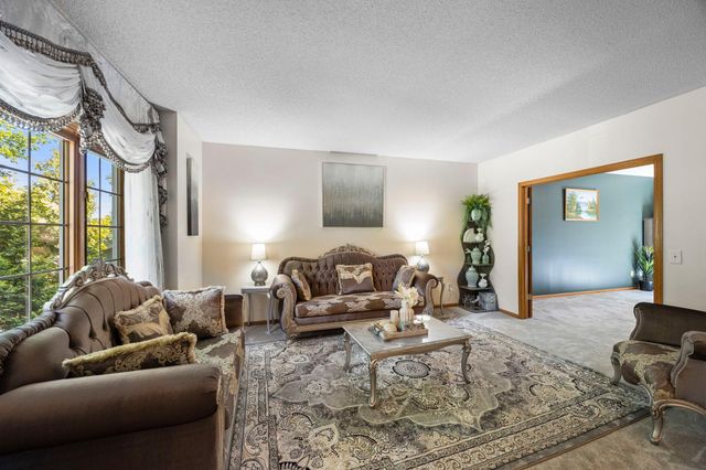 13572 Danube Lane, Rosemount, MN 55068