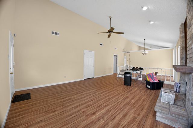 12046 N Fairhollow Lane, Houston, TX 77043