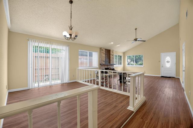 12046 N Fairhollow Lane, Houston, TX 77043