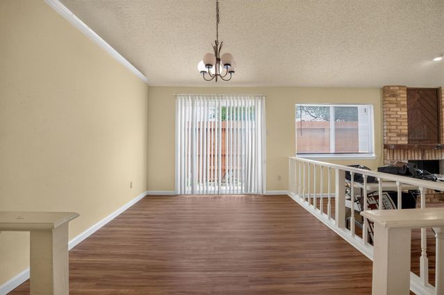 12046 N Fairhollow Lane, Houston, TX 77043