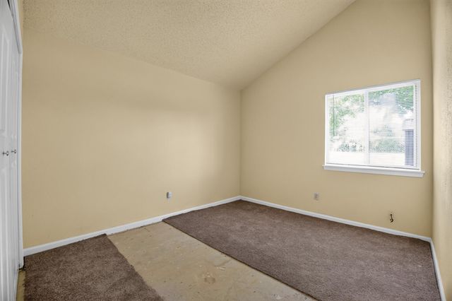 12046 N Fairhollow Lane, Houston, TX 77043