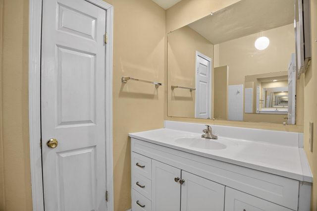 12046 N Fairhollow Lane, Houston, TX 77043