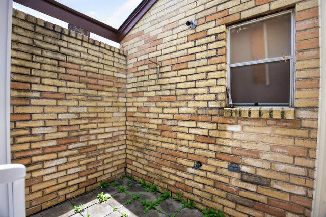 12046 N Fairhollow Lane, Houston, TX 77043