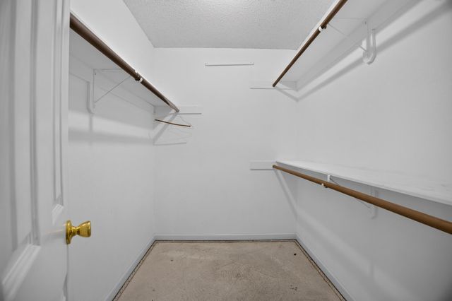 12046 N Fairhollow Lane, Houston, TX 77043