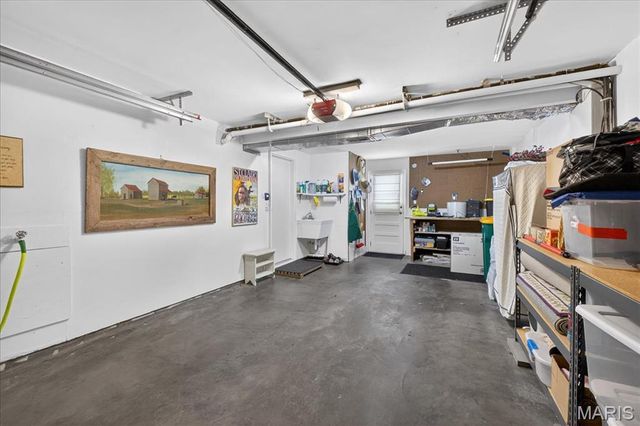 202 Whitehall Drive, O'fallon, IL 62269