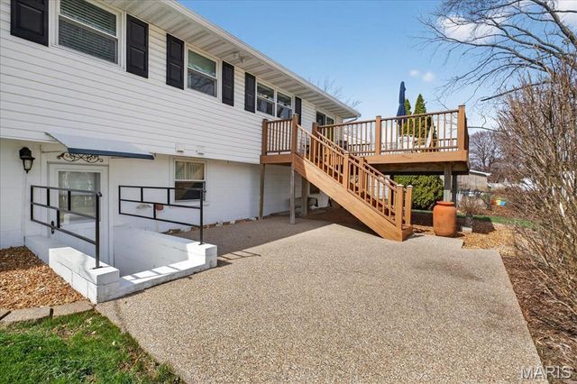 202 Whitehall Drive, O'fallon, IL 62269