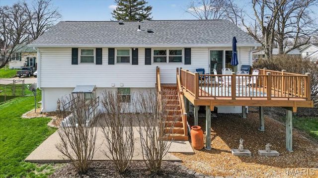 202 Whitehall Drive, O'fallon, IL 62269