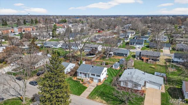 202 Whitehall Drive, O'fallon, IL 62269