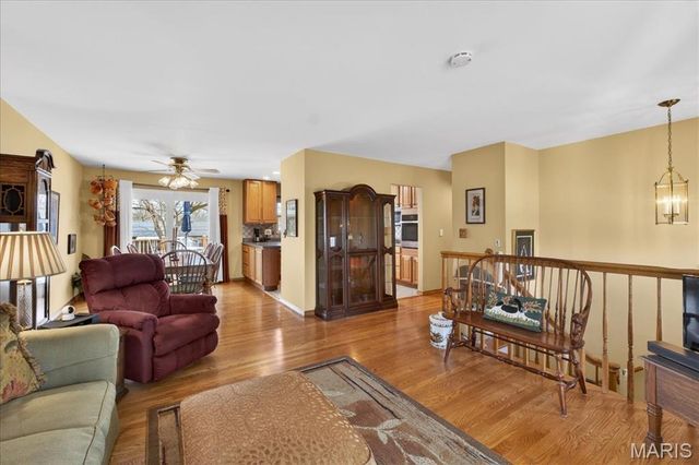 202 Whitehall Drive, O'fallon, IL 62269