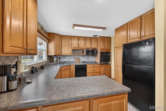 202 Whitehall Drive, O'fallon, IL 62269