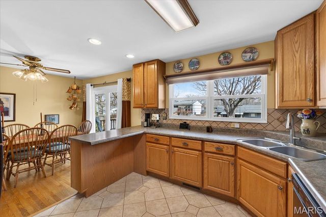 202 Whitehall Drive, O'fallon, IL 62269