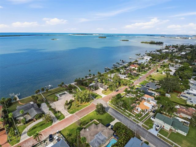 1600 SANTA BARBARA DRIVE, Dunedin, FL 34698