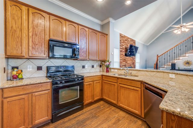 1041 Appalachian Lane, Savannah, TX 76227