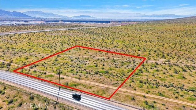 1 Johnson Road, Apple Valley, CA 92307