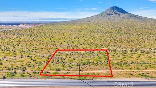 1 Johnson Road, Apple Valley, CA 92307