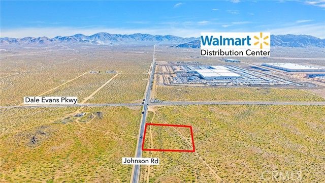 1 Johnson Road, Apple Valley, CA 92307