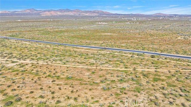 1 Johnson Road, Apple Valley, CA 92307