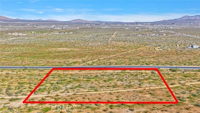 1 Johnson Road, Apple Valley, CA 92307