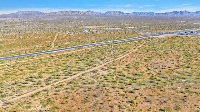 1 Johnson Road, Apple Valley, CA 92307