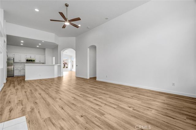 736 Rembrandt, Corona, CA 92882