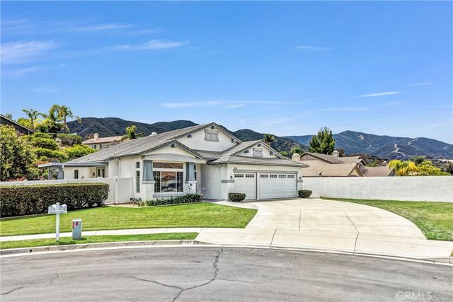 736 Rembrandt, Corona, CA 92882