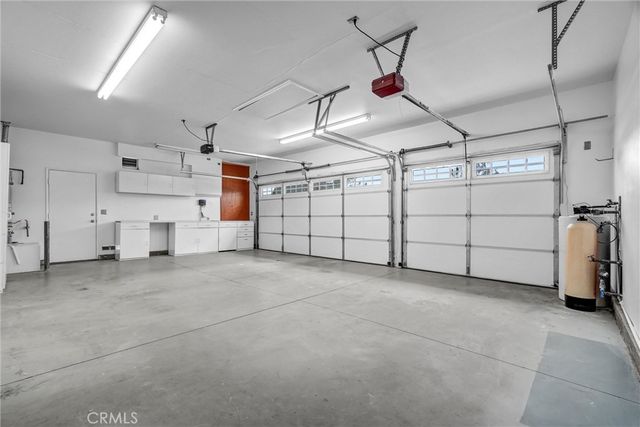 736 Rembrandt, Corona, CA 92882