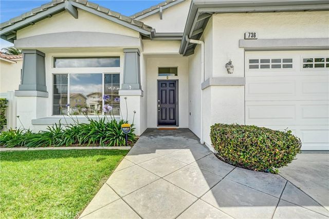 736 Rembrandt, Corona, CA 92882