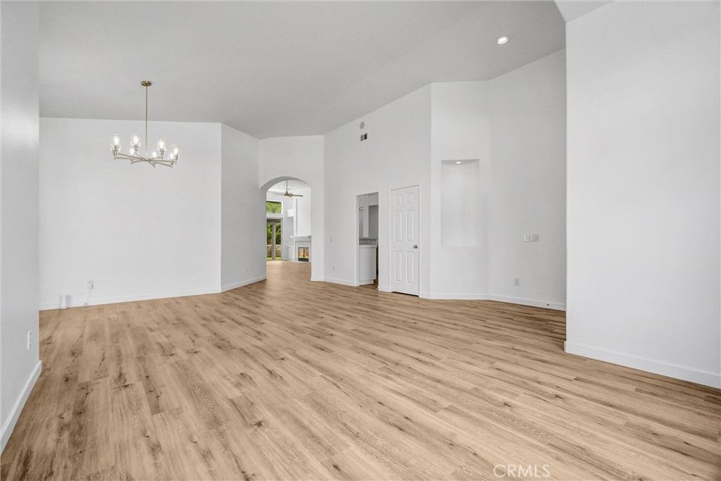 Image 10 of property listing at 736 Rembrandt, Corona, CA 92882